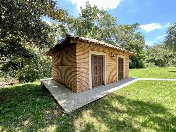 02 SUITES EXTERNAS