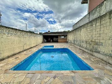 PISCINA CONDOMINIO