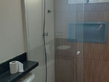 LAVABO C/CHUVEIRO