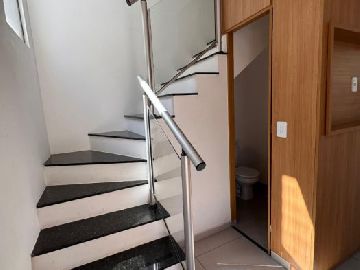 ACESSO ESCADAS