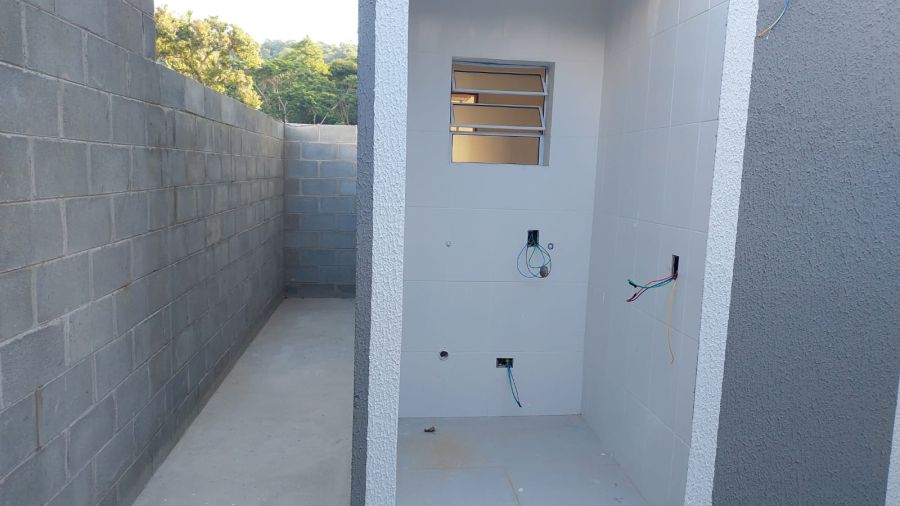 OP��O C/CORREDOR LATERAL